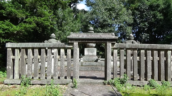 松平氏の墓所