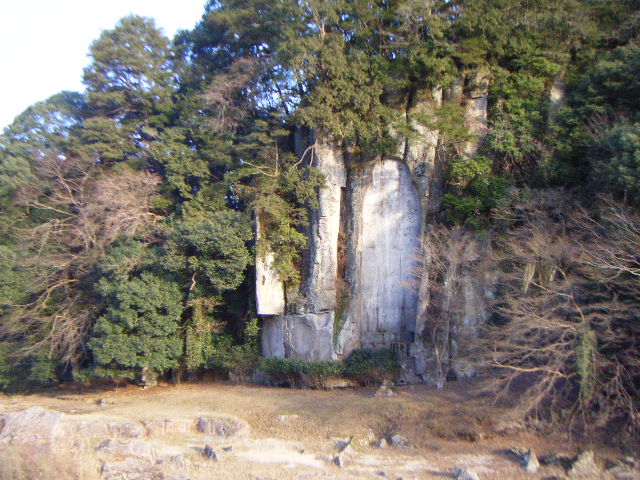 大野寺の磨岩仏